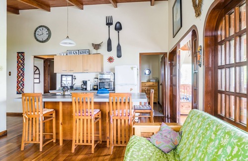 Sabana Westpunt Apartment | Spacious Apartment Above Westpunt Bay with Views