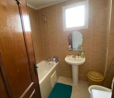 Gueznaia Apartment | Spacious Apartment F5 Tangier
