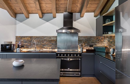 Meribel Village Apartment | Spacious Apartment with Hammam and Electric Cart, Close to Ski Lifts