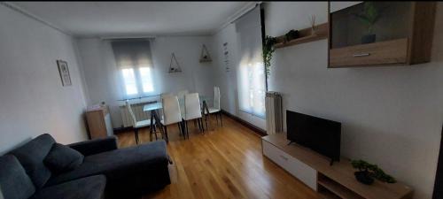 Maliano Apartment | Spacious apartment with terrace in Camargo