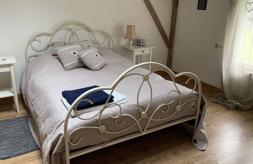 Armillac House | Spacious Bed and breakfast a lovely Barn in the pay de Lauzun south of Dordogne