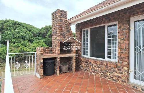 Port Alfred Apartment | Spacious Beachside apartment