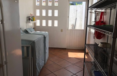 Tres de Mayo House | Spacious beautiful house on an area of more than 1000m2 inside a cluster.