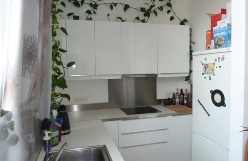 Profondeville Apartment | Spacious, bright and comfortable apartment - located in the forest in the valley