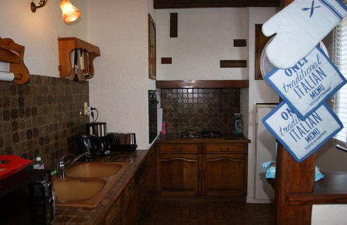 Ramonchamp House | Spacious, chalet-style home, full comfort, WIFI, BBQ, large garden, up to 11 prs