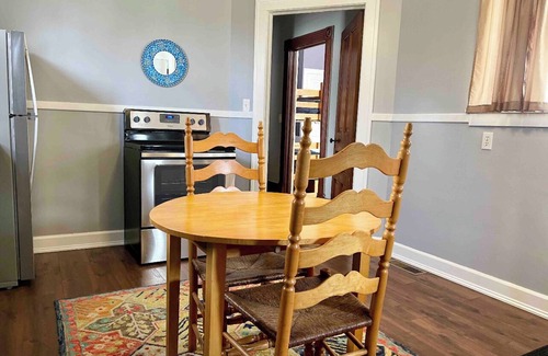 Sandusky Apartment | Spacious & Charming Downtown Sandusky/Cedar Point/Lake Erie/Kalahari