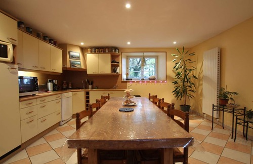 Ver Cottage | Spacious Comfort in Ver with Fireplace and BBQ