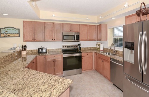 New Smyrna Beach Condo | Spacious Corner Condo | Balcony overlooking Nature preserve! OW10-307