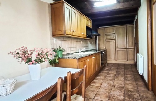 Larraun Cottage | Spacious, cozy house with views in Navarra