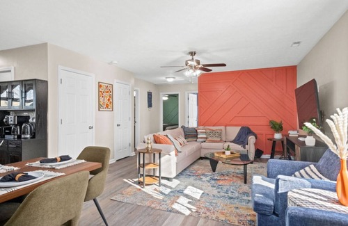 Burlington Apartment | Spacious & Cozy Upstairs Apartment with King Beds and Smart TVs in Every Room