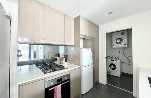 Wentworth Point Apartment | Spacious cozy2BR@close to OlympicPark free carpark
