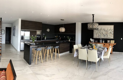 Queretaro Municipality House | Spacious & design ★ 5 br Luxury @ Juriquilla ★ ≅Jacuzzi