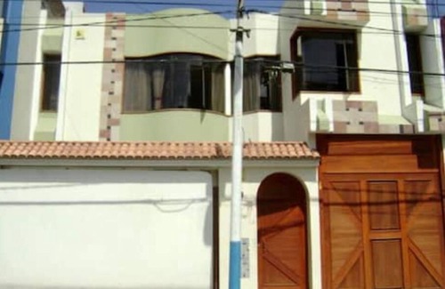 Yanahuara Apartment | Spacious Double Room