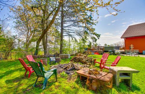 Duluth House | Spacious Duluth Home about 4 Mi to Lake Superior!