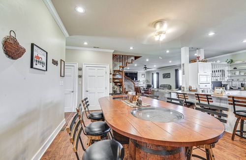 Elizaville House | Spacious Ewing Retreat w/Game Room & Fireplace!