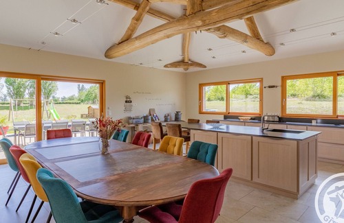 Echemire Cottage | Spacious Family Getaway: Private Pool, Modern Amenities, Close to Angers & La Flèche Zoo