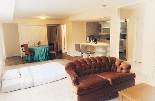 Promontory House | Spacious Family-Friendly Suite Near Cultus Lake with Private Entrance & Patio