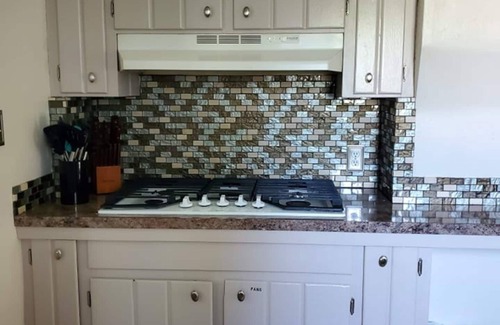 Moran House | Spacious Family Friendly House, Close To Trails and Mackinac Island Ferries!