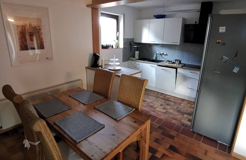 Lauf Apartment | Spacious, family-friendly vacation apartment in architect's house with garden