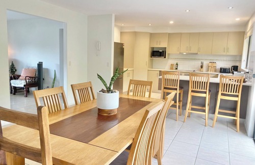 Boambee East House | Spacious family home w/King bed, A/C, Coffee & Beer. Pet-friendly near Sawtell.