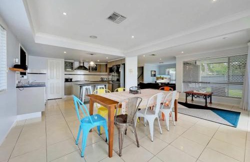 Banksia Beach House | Spacious Family & Pet-friendly Home on the Canal