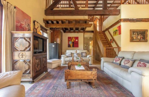 Menthon-Saint-Bernard House | Spacious Lake Annecy Villa - Delightful in Summer or Winter