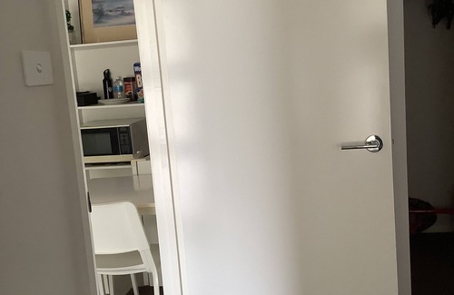 Campbelltown House | ✧ Spacious full private Guest Suite with Private entrance