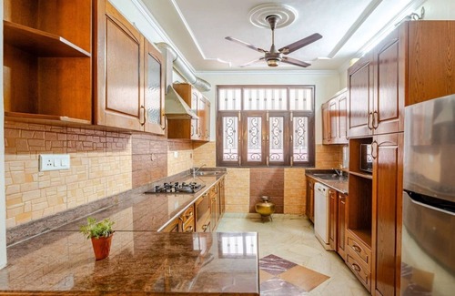 Sector 15 House | Spacious Fully Furnished Serviced Bungalow In Gurgaon With a Lawn