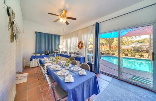 Heritage Villa | Spacious Group Retreat 15 Mi to Dtwn San Antonio!