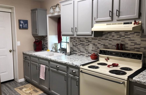 Russellville Apartment | Spacious handicapped accessible peaceful grotto in the enchanted forest.