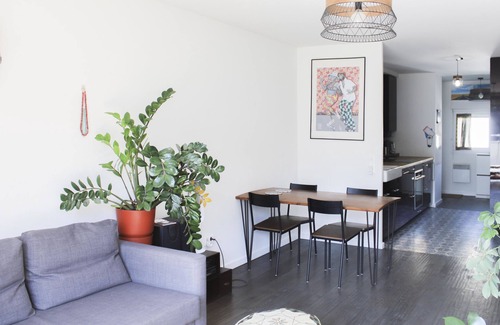 La Courneuve Apartment | Spacious haven of peace with beautiful decoration
