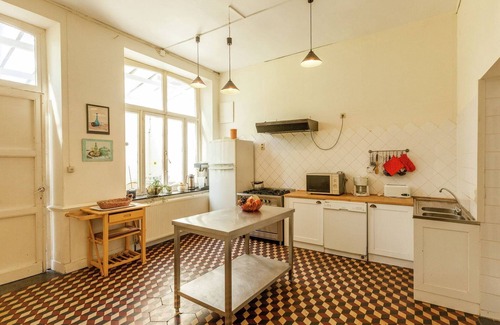 Comblain-la-tour House | Spacious Holiday Home with Garden