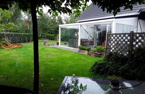 Susteren House | Spacious holiday villa for 13 people - your pet is also welcome!