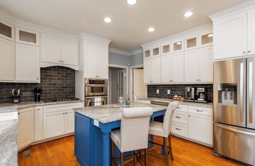 Kernersville House | Spacious Home Great for Holidays;Sleeps 20;Hot Tub; Gym; Pool; Game Room;