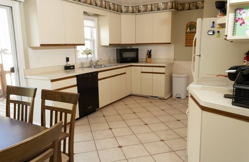Marine City House | Spacious home in town One block from beach