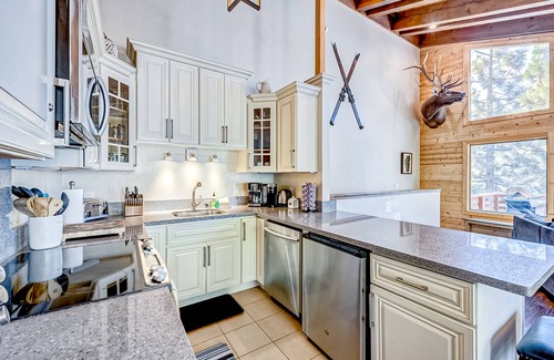 Tahoe Village House | Spacious home near slopes with deck, mountain view, fireplace & W/D, sleeps 8