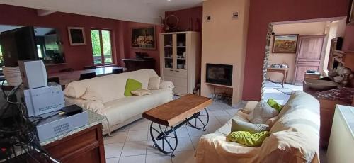 Montignies-sur-Roc House | Spacious house in Montignies-sur-Roc with garden