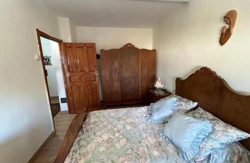 Valdeande House | Spacious House in Valdeande with Garden