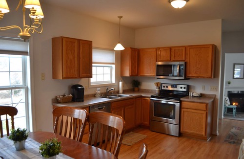Wausau House | Spacious House near Granite Peak
