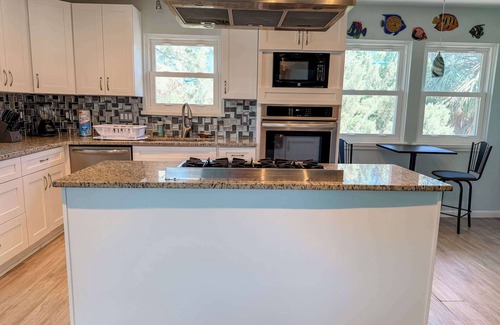 Plantation House | Spacious house- Deep Water Dock, Pool.