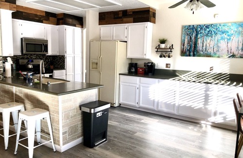 Green Valley North House | Spacious House with Pool & Hot Tub in Great Neighborhood!