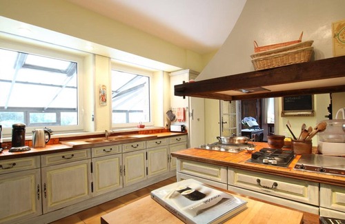 Omonville-la-Rogue Cottage | Spacious house with sea view, fireplace and garden