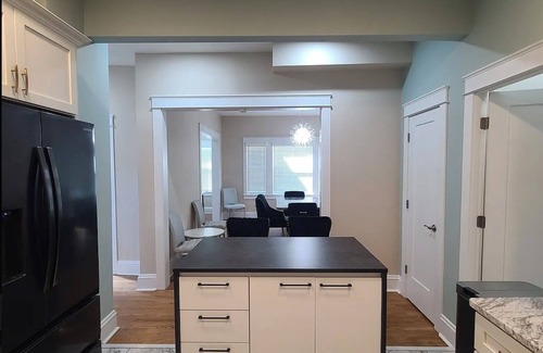 Cleveland House | Spacious House with WiFi via Cultural Gardens in Cleveland