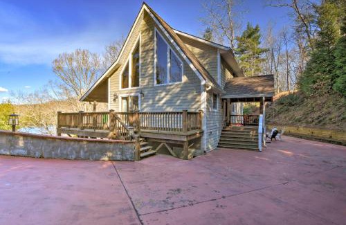 Santeetlah House | Spacious Lake Santeetlah Cottage with Lake Views!