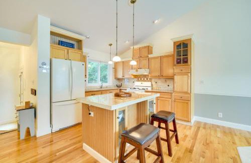 Chetek House | Spacious Lakefront New Auburn Home with Sunroom