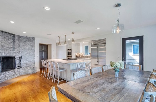 New Preston House | Spacious Litchfield County Lake House steps away from Lake Waramaug Perfect.