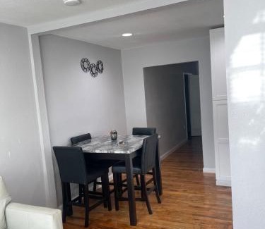 Oak Cliff Apartment | Spacious Location! 15 minutes from downtown Dallas