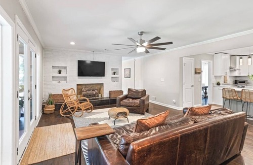 Atlanta House | Spacious Luxurious Cozy Ranch Home - STRL-2022-00738
