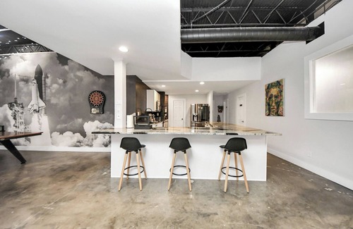 Midtown House | Spacious Midtown Home with Yard + Gym + Office + Balcony deck + Ping Pong