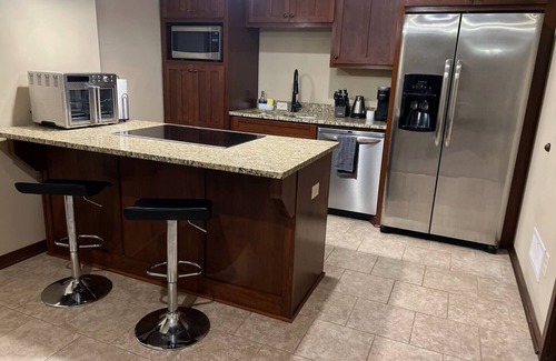 Maplewood House | Spacious MIL Suite near 3M